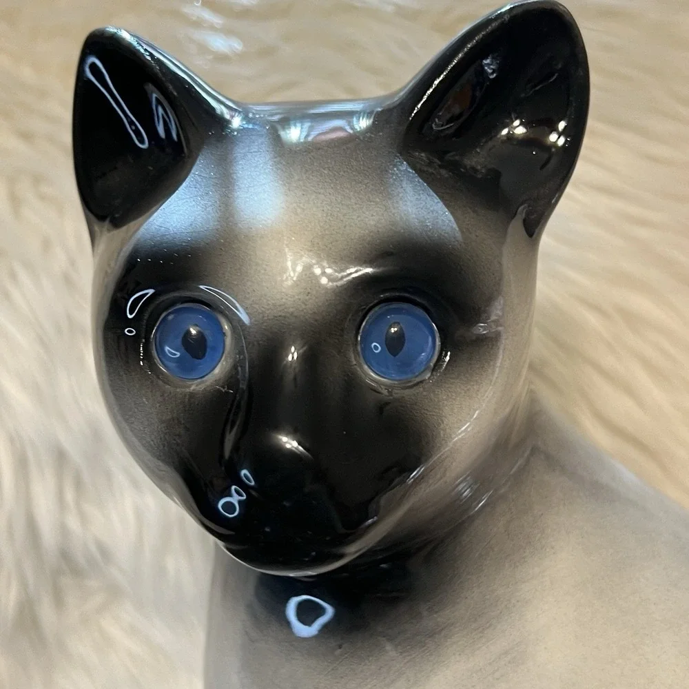 Vintage ELPA Alcobaca Portugal Gray Siamese Cat Ceramic Figurine‎ Blue Eye 11